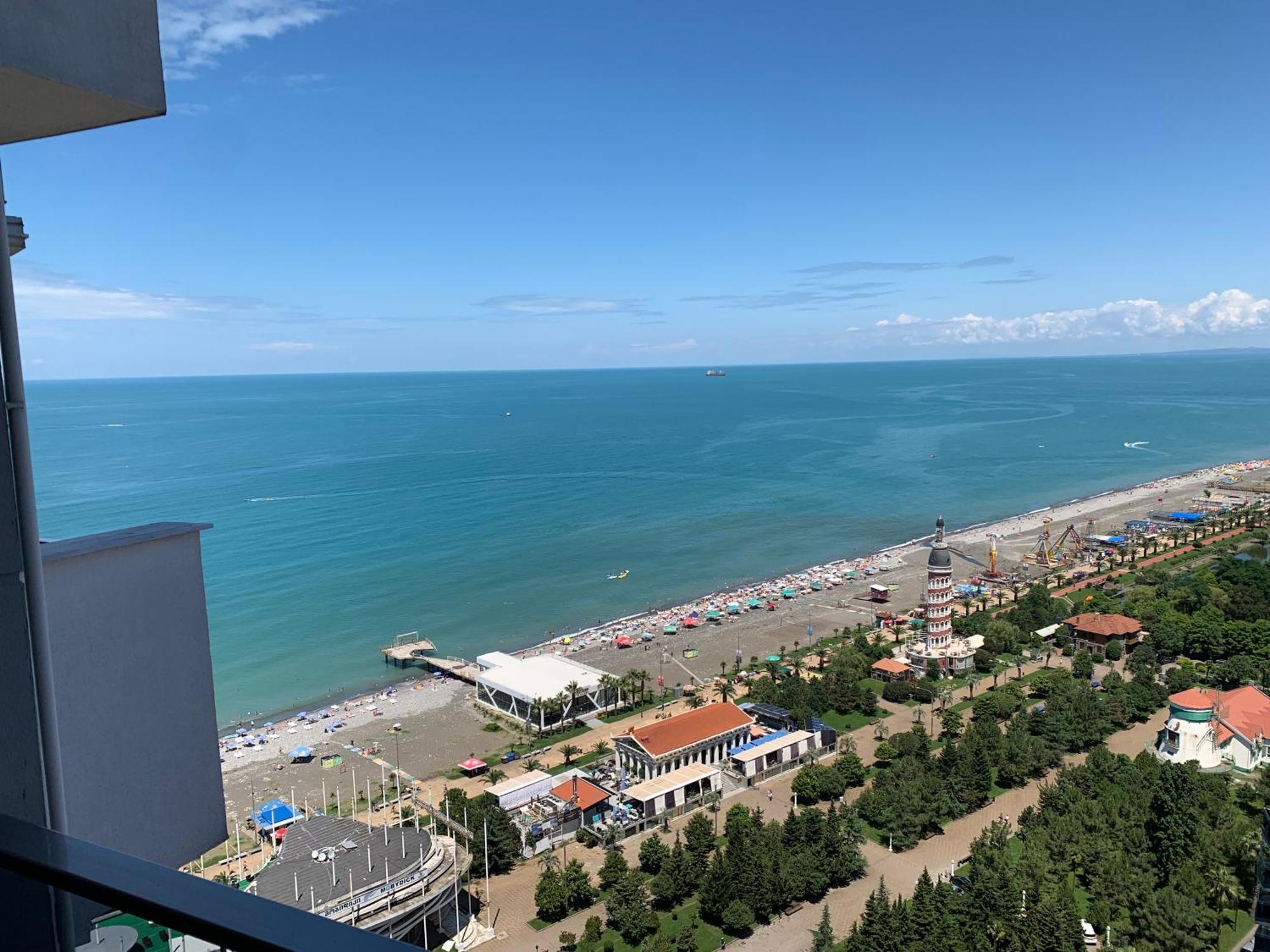 Orbi Sea Towers Batumi Resort エクステリア 写真