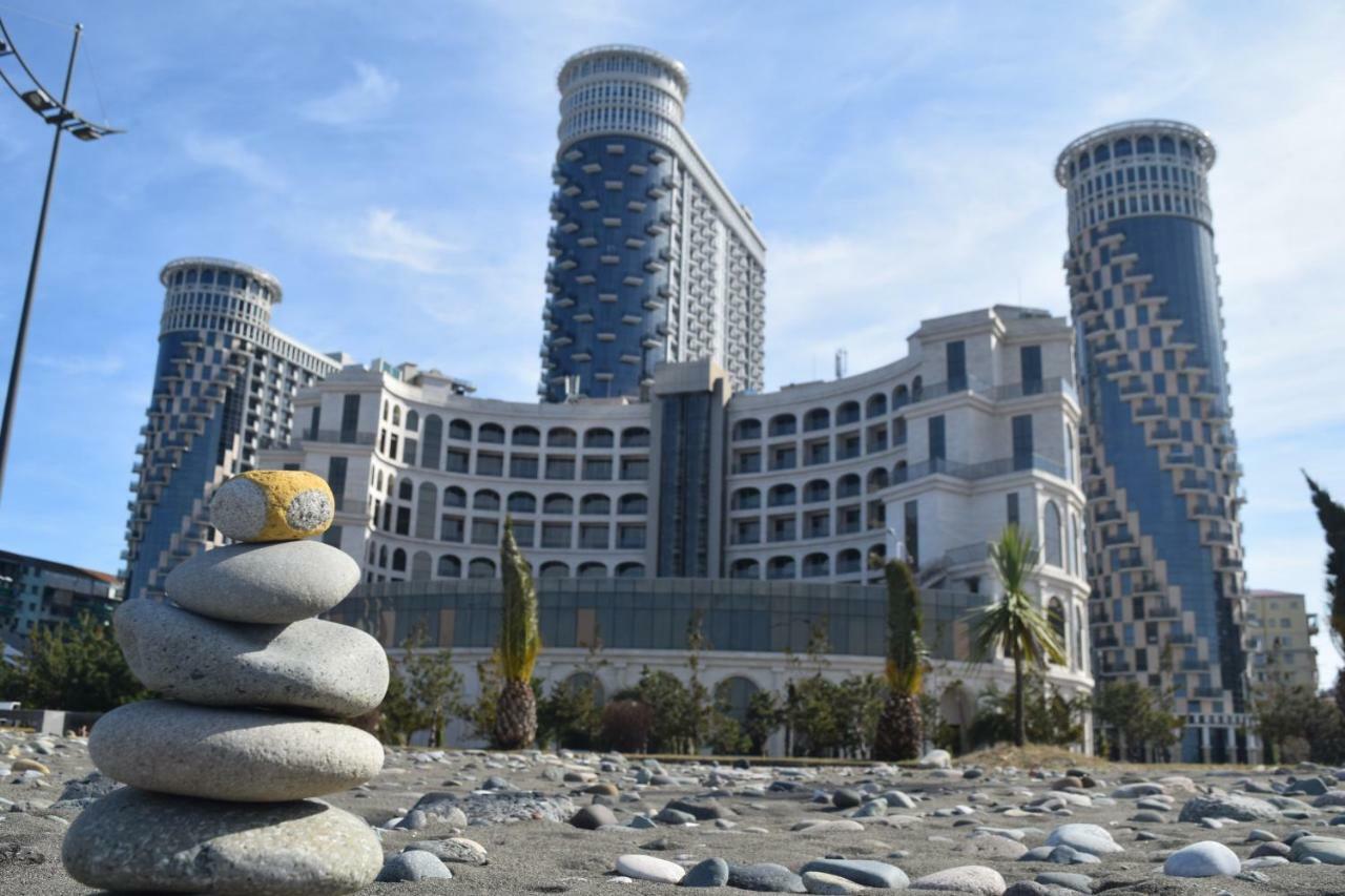 Orbi Sea Towers Batumi Resort エクステリア 写真