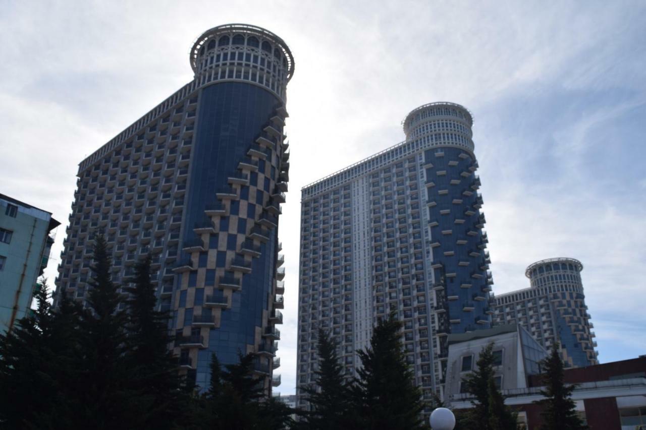 Orbi Sea Towers Batumi Resort エクステリア 写真