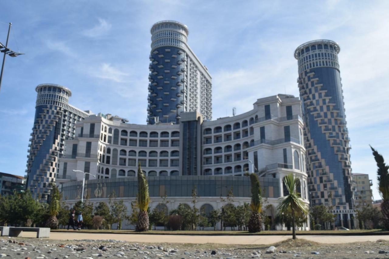 Orbi Sea Towers Batumi Resort エクステリア 写真